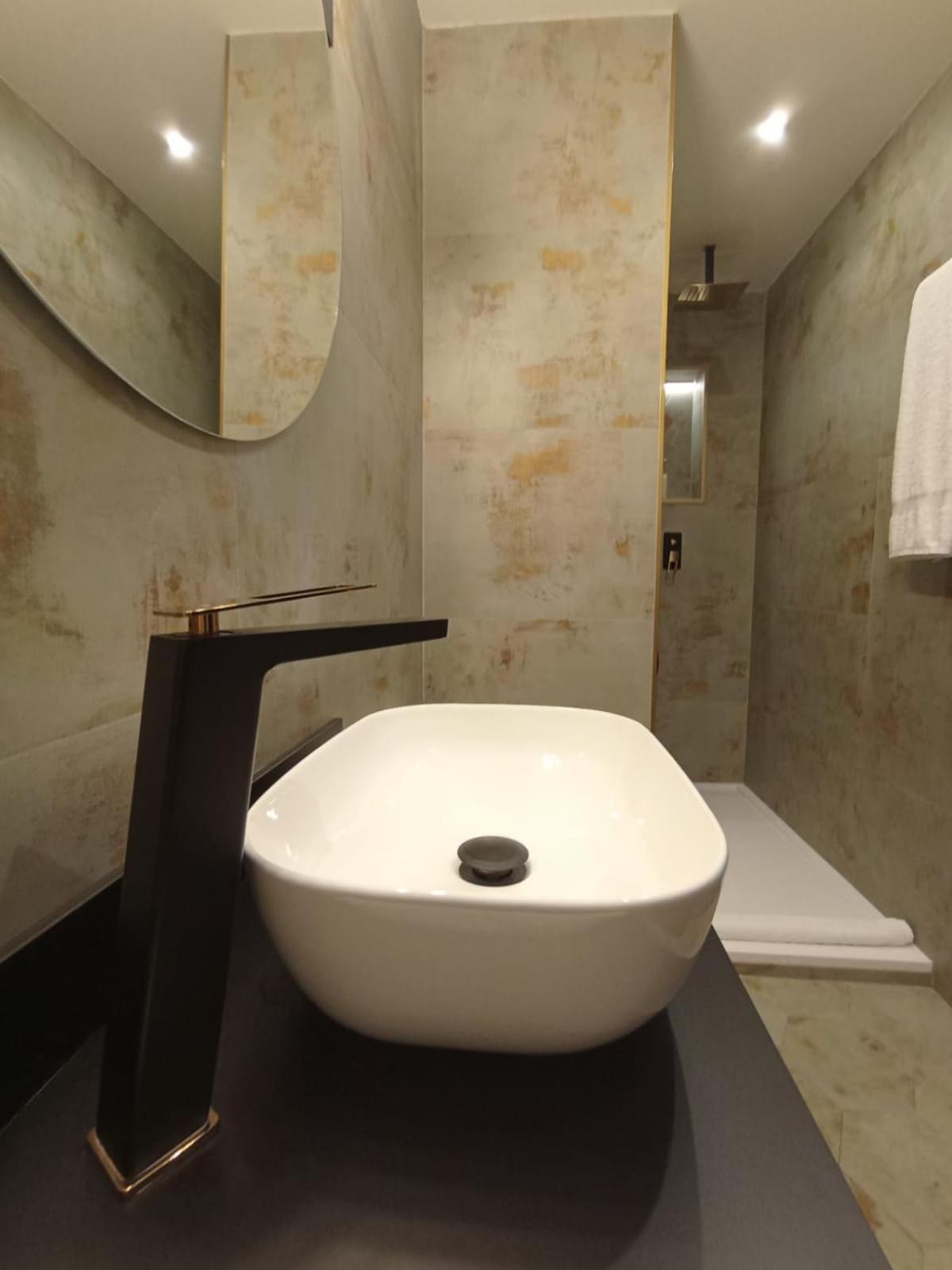 Apartamentos Vior Y Valdes Кудільєро Екстер'єр фото
